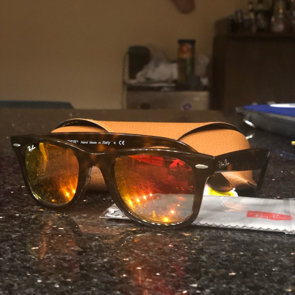Ray-Ban Wayfarer Sunglasses